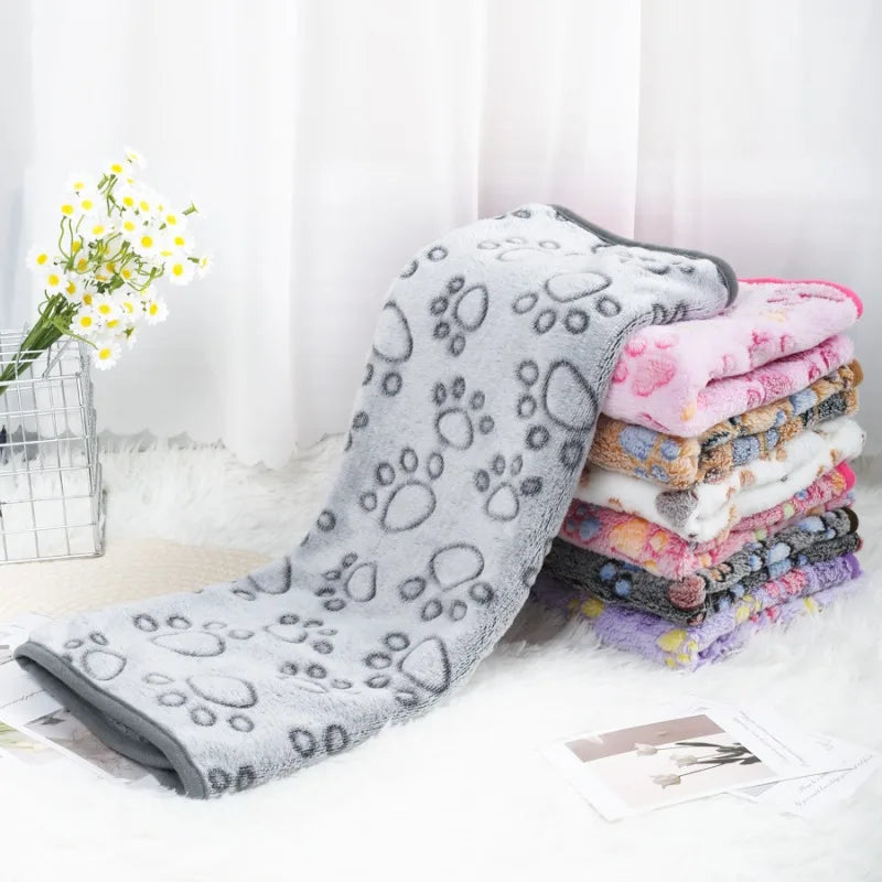 Couverture flanelle empreintes chien et chat – 4 tailles – vue 4 | MonPluto