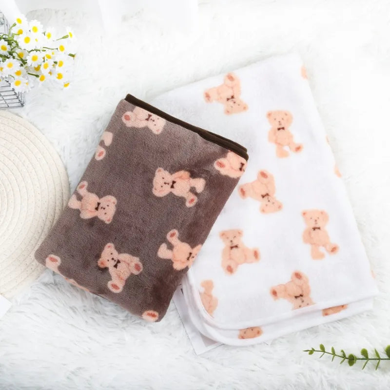 Couverture flanelle empreintes chien et chat – 4 tailles – vue 5 | MonPluto