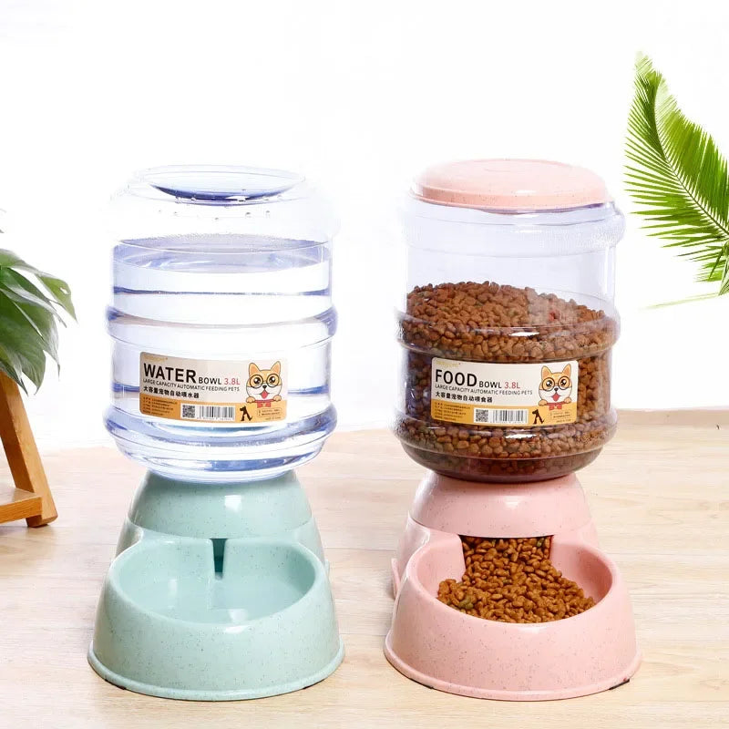 Distributeur gravitaire – Croquettes ou eau – vue 3 | MonPluto